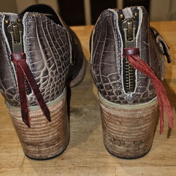 Freebird Ramsay Croc Gray 9 - Picture 3 of 7